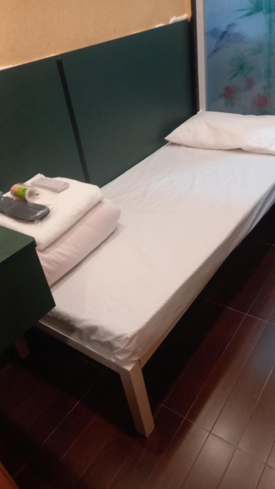 New Garden Hostel Hong Kong Dış mekan fotoğraf